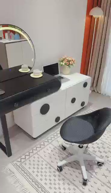 Nova Vanity Station